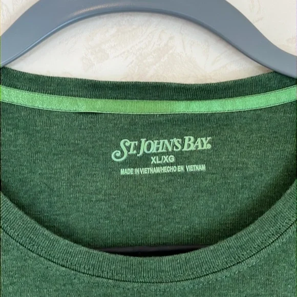St John's Bay Forest Green Soft Cotton Long Sleeve Crewneck Top Size XL - Picture 2 of 5